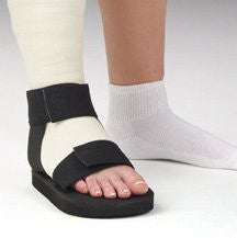 DeRoyal Hospital Grade Cast Sandal * Rainbow, Rocker, S * 1 Per EA STAT  Brand 2032-01 - Home Health Superstore