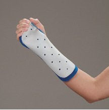 DeRoyal Hospital Grade Colles Splint * Plastic w/ Foam Right Child * 1 Per EA STAT  Brand 9105-24 - Home Health Superstore